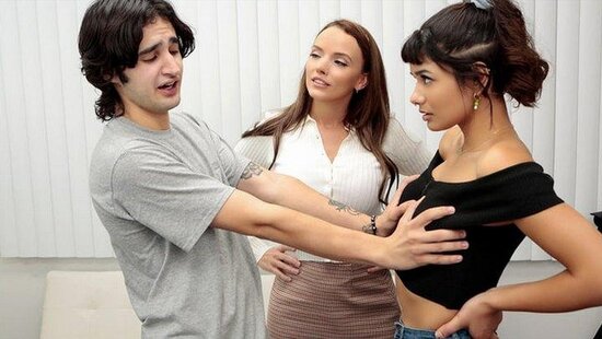 На русском - Брат и сестра трахаются на приеме у психолога